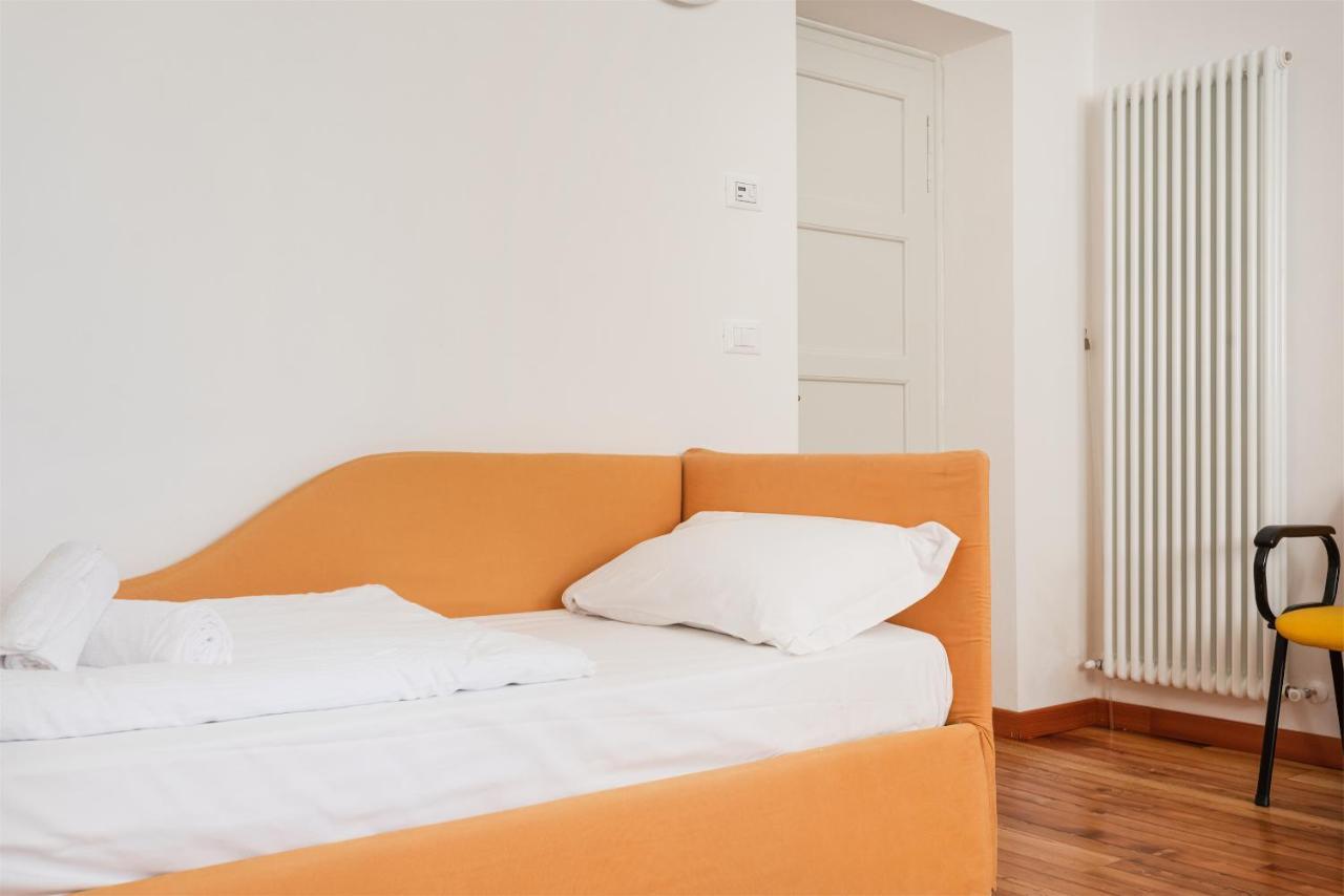 Casa Internazionale Apartment Riva del Garda Luaran gambar