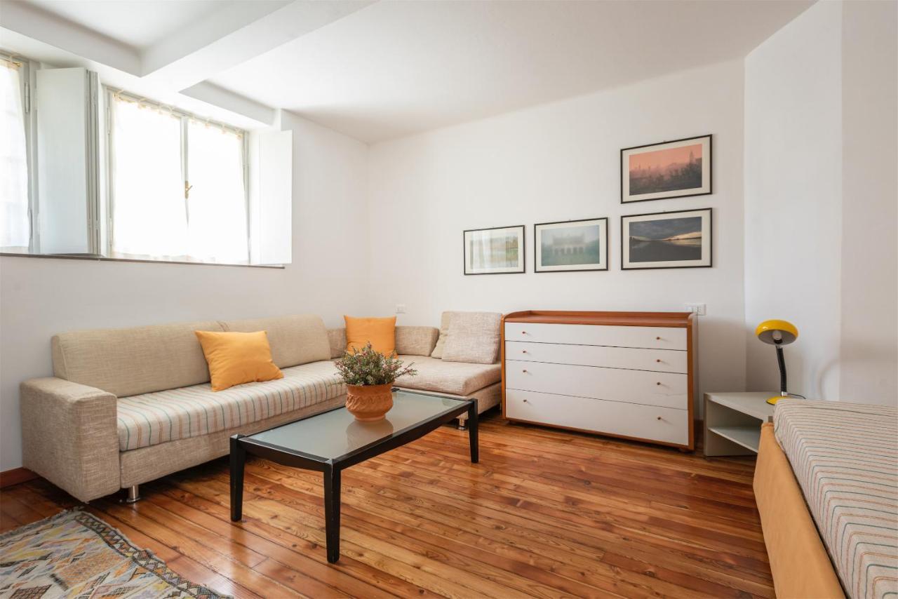 Casa Internazionale Apartment Riva del Garda Luaran gambar