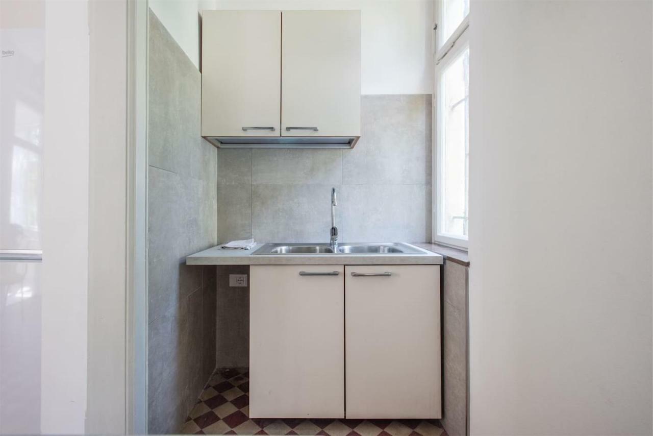 Casa Internazionale Apartment Riva del Garda Luaran gambar