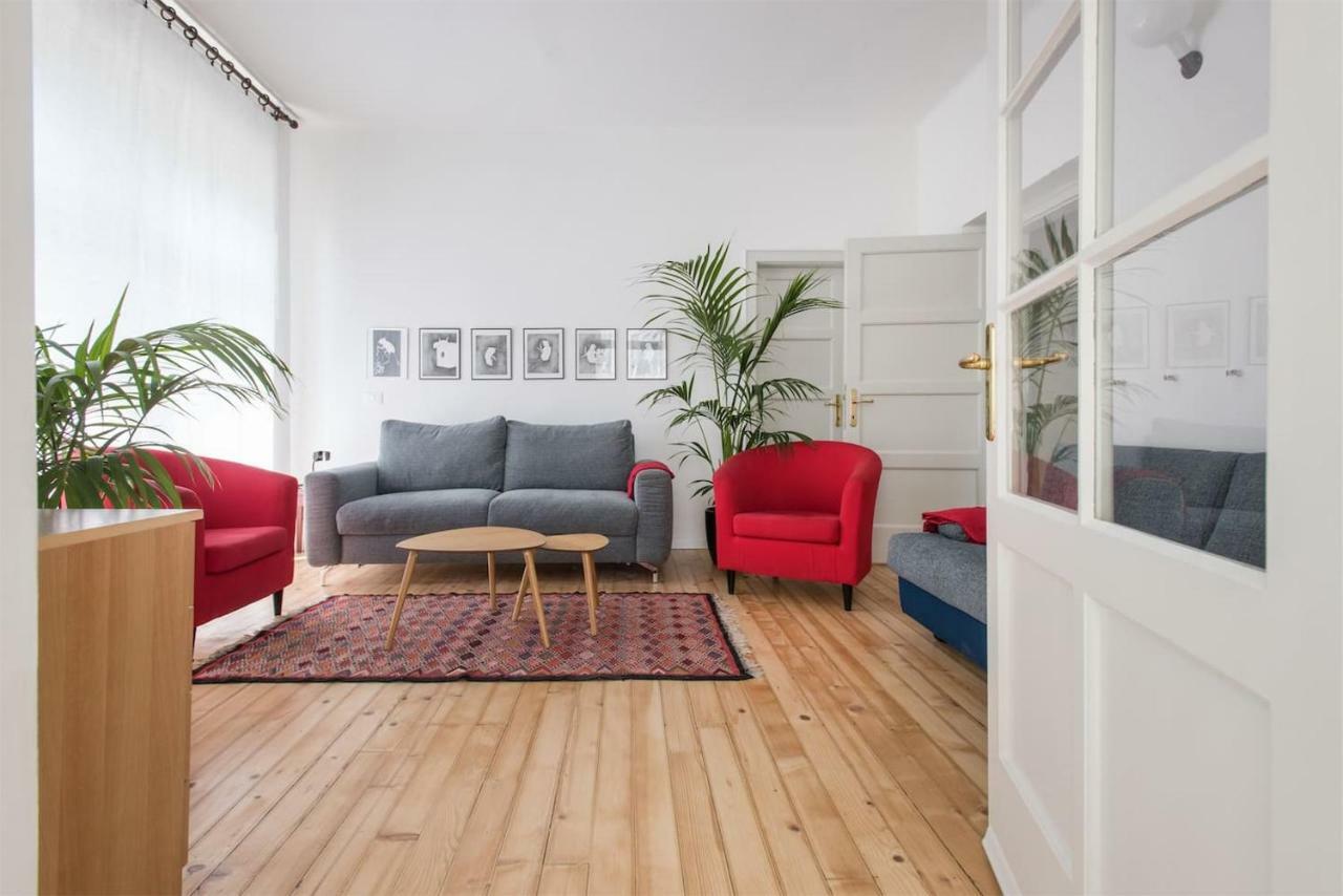 Casa Internazionale Apartment Riva del Garda Luaran gambar