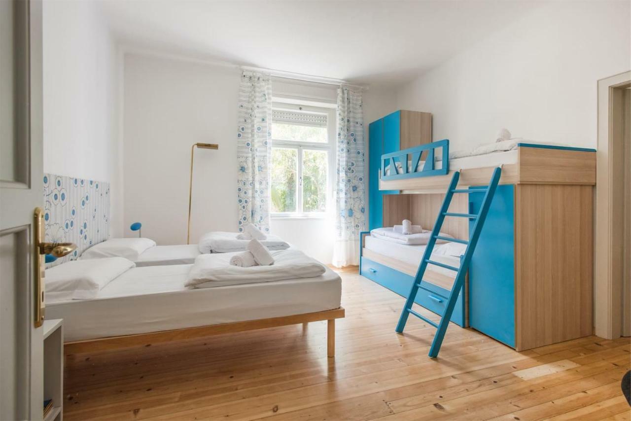 Casa Internazionale Apartment Riva del Garda Luaran gambar